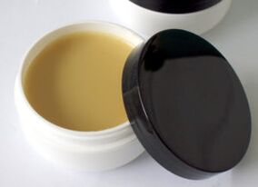 herbal ointment for treating foot fungus